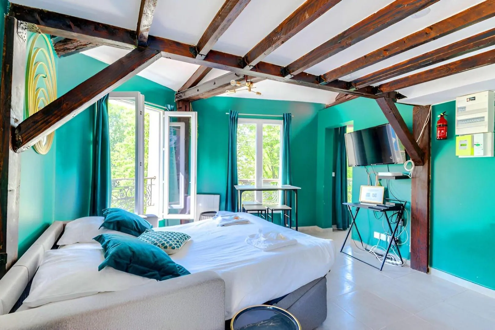 Bluestay 24 - Superb Apartment In Paris